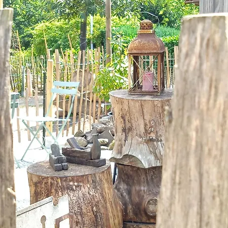 Schaeferwagen Auf'm Minibauernhof In Holiday home