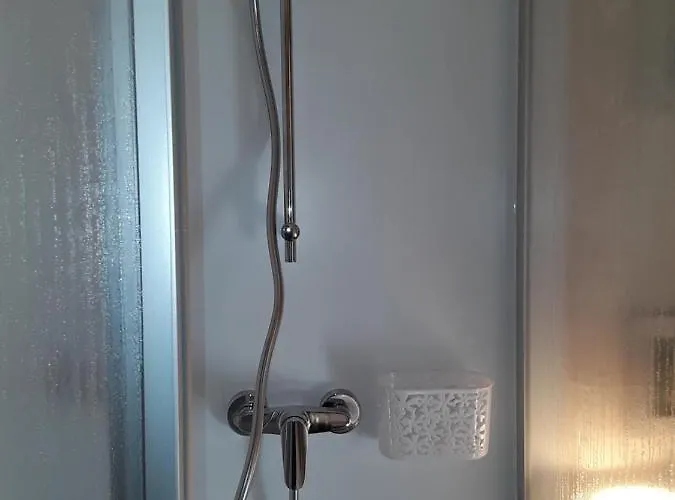 Schaeferwagen Auf'm Minibauernhof In Дом отдыха *